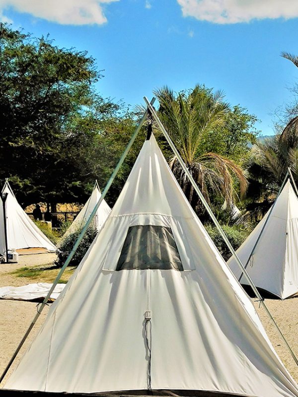 glamping-glamorous-camping-in-tents-with-amenities-UAQ47MPb.jpg